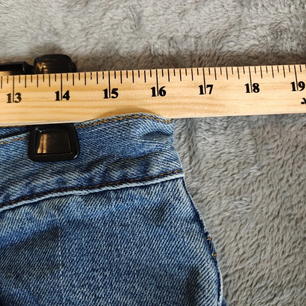 Levis leg from levis